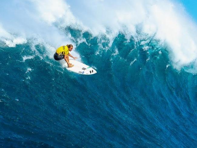 Felicity Palmateer during the final of the Pe’ahi Challenge in Maui. Pic: WSL/Kelly Cestari