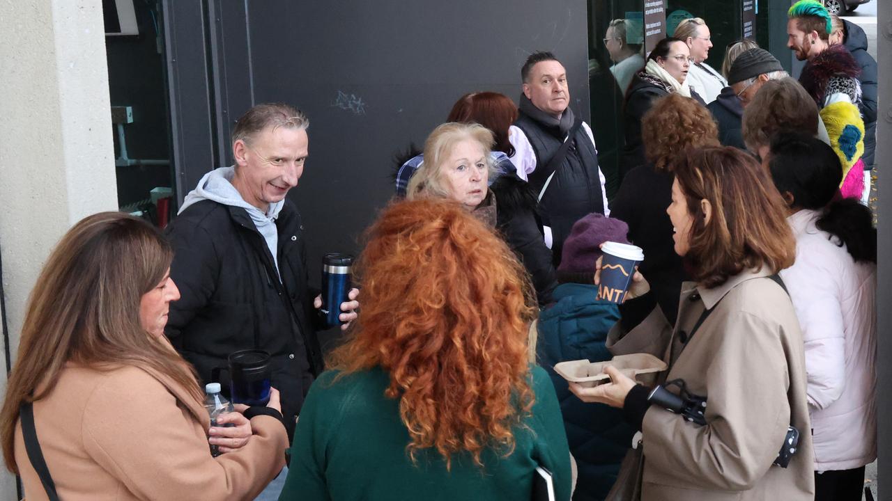 People queue from 5am to watch Patterson give evidence