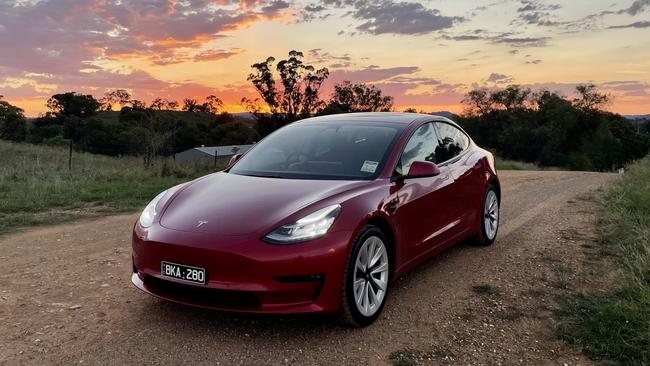 Tesla sold more than 12,000 Model 3s in Australia in 2021. (Long Range version shown)