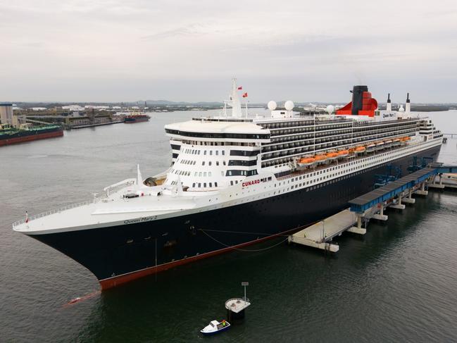 Queen Mary 2 ship arrives into the Brisbane International Cruise Terminal.