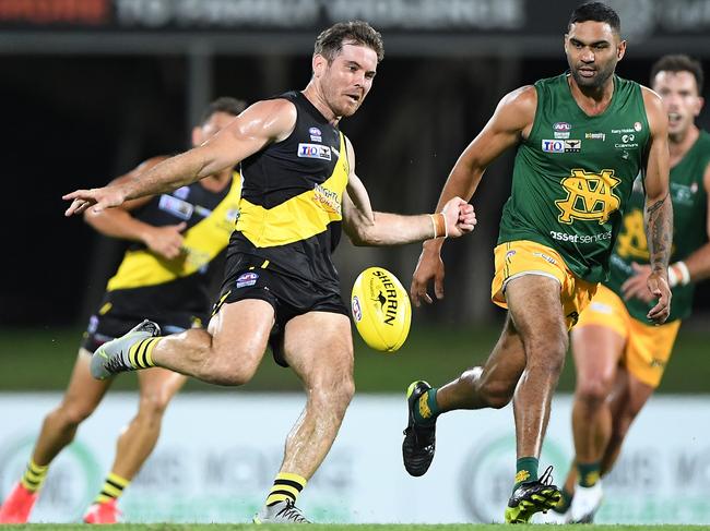 The rivalry between Nightcliff Tigers and St Mary’s continues in the 2020-21 season. Picture: Felicity Elliott/AFLNT Media