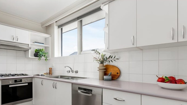 To stay under the $600,000 tax-free threshold buyers and buy close to the city market entrants might have to try apartments like 4/27 Spray Street, Elwood, listed for $550,000-$595,000.