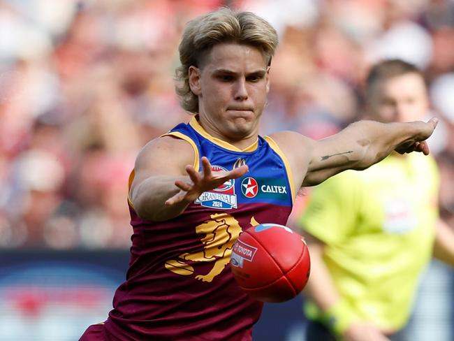 MELBOURNE, AUSTRALIA - SEPTEMBER 28: Will Ashcroft of the Lions kicks the ball during the 2024 AFL Grand Final match between the Sydney Swans and the Brisbane Lions at The Melbourne Cricket Ground on September 28, 2024 in Melbourne, Australia. (Photo by Dylan Burns/AFL Photos via Getty Images)