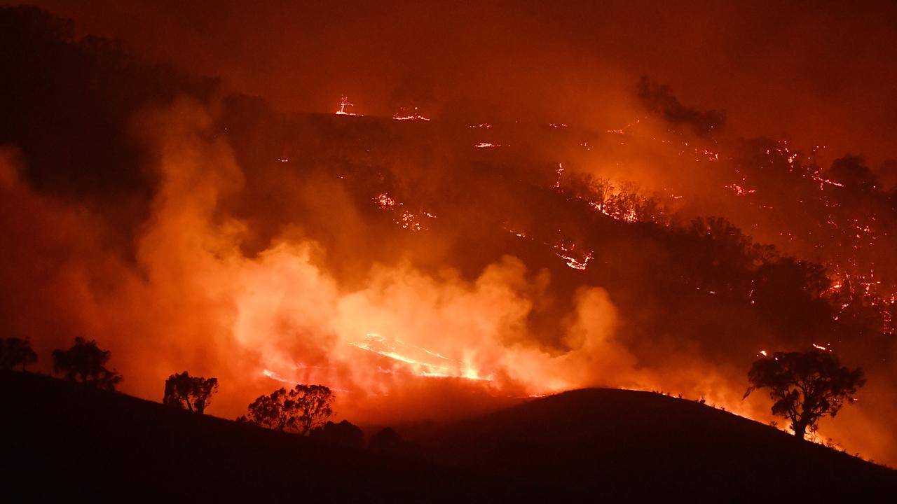 Dunn Road fire on January 10, 2020 in Mount Adrah, NSW. Picture: Sam Mooy/Getty Images