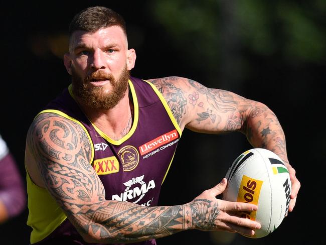 Brisbane Broncos player Josh McGuire is seen during a team training session at Clive Berghofer Field in Brisbane, Friday, June 15, 2018. The Broncos face the Cronulla-Sutherland Sharks in Round 15 of the NRL on Saturday night. (AAP Image/Darren England) NO ARCHIVING