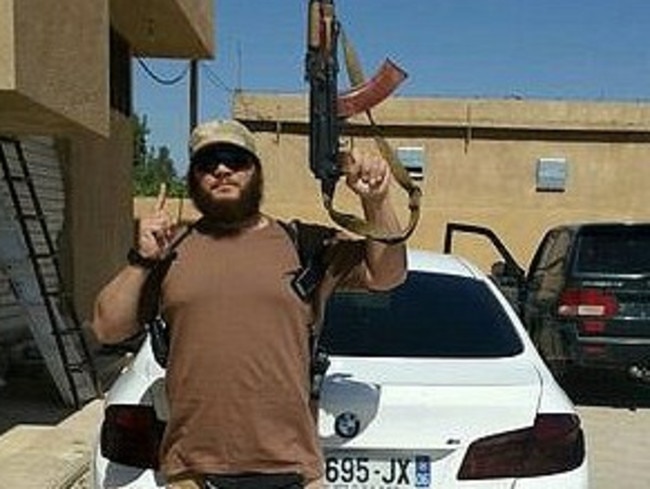 Sharrouf Khaled in the battle with a BMW. Photo from Mohamed Elomar