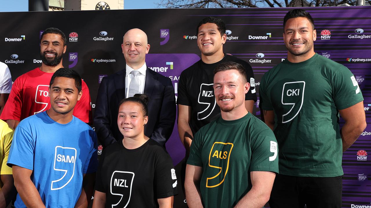 Todd Greenberg and representatives of the Nines World Cup teams.