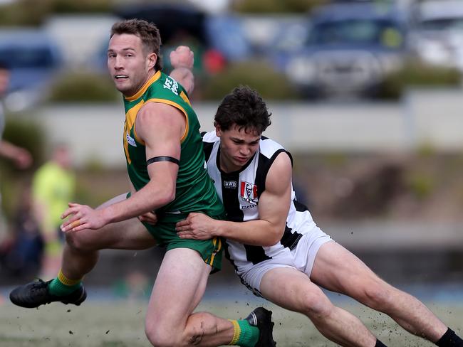 Gippsland FL, Grand Final, Leongatha v Sale, at Ted Summerton Reserve,  Moe , Tom Marriott, 8,  Leongatha Parrots  &  Harry Ponchi, 13,  Sale Magpies,    Picture Yuri Kouzmin