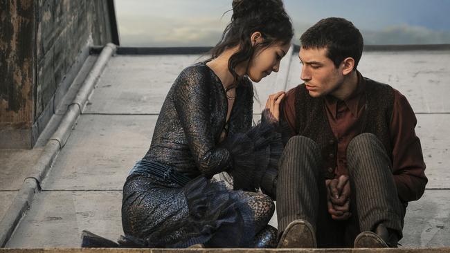 Claudia Kim and Ezra Miller in a scene from Fantastic Beasts: The Crimes of Grindelwald. Picture: Jaap Buitendijk/Warner Bros via AP