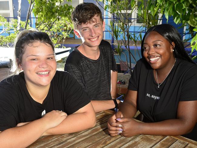 Johana Roos, Cian Howarth and Tino Dube are backpacking at Townsville's Reef Lodge Backpackers. PICTURE: MATT TAYLOR.