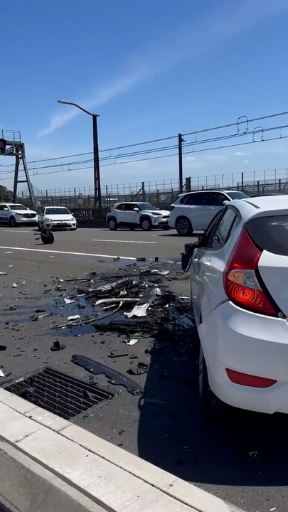 Multi car crash on Harbour Bridge