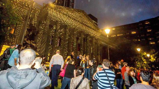 Phones out at the State Library.