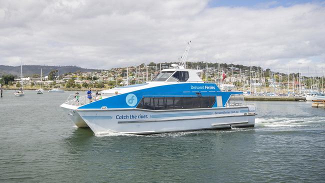 Derwent Ferry leaves the Eastern Shore. Picture: Richard Jupe