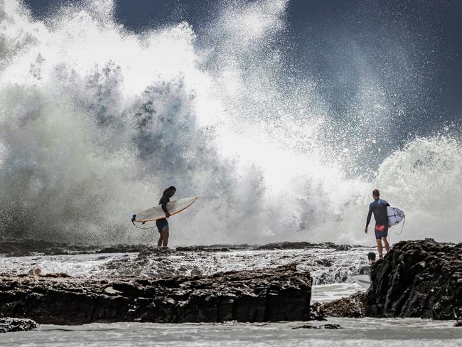 Last wave of summer: Cool wet week before heatwave snaps back