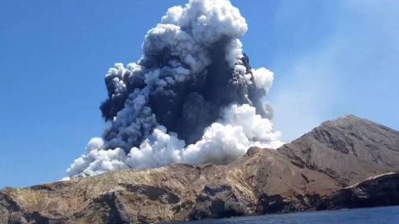 White Island volcano tragedy: Qld burns surgeons put on standby to help ...