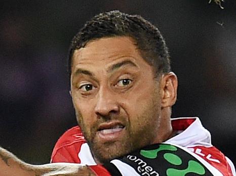 Benji Marshall of St George Illawarra Dragons during their round 1 NRL match between the Melbourne Storm and the St George Illawarra Dragons at AAMI Stadium in Melbourne, Monday, March 7, 2016. (AAP Image/Tracey Nearmy) NO ARCHIVING, EDITORIAL USE ONLY