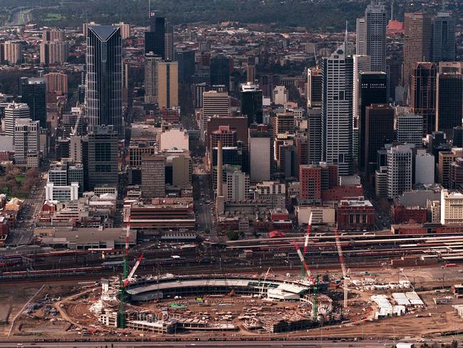 The Docklands stadium under construction in 1998. Construction on the stadium began in 1997 and it was completed by 2000. Picture: HWT Library.