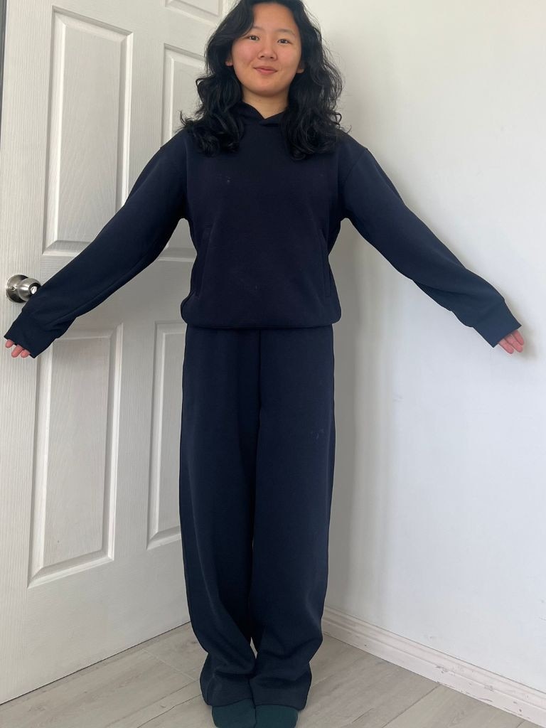 The UNIQLO C Sweat Wide Pants in navy (M), paired with the matching hoodie in XS