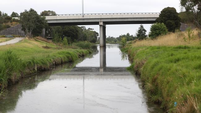 Dandenong Creek cyclist death: Coroner recommends safety upgrades at ...