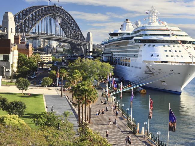 ESCAPE: CRUISE WISDOM MAY 15  ..  Sydney, Australia - December 1, 2013;  Luxury Cruise liner, Radiance of the Seas, docked at Circular Quay and passengers disembark. Picture: istock