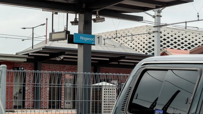 Ringwood railway station is a junction for the Belgrave and Lilydale railway lines.