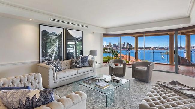 The three-bedroom, three-bathroom apartment in Point Piper with views over Sydney Harbour to the Bridge and Opera House, had been initially listed in late 2019.