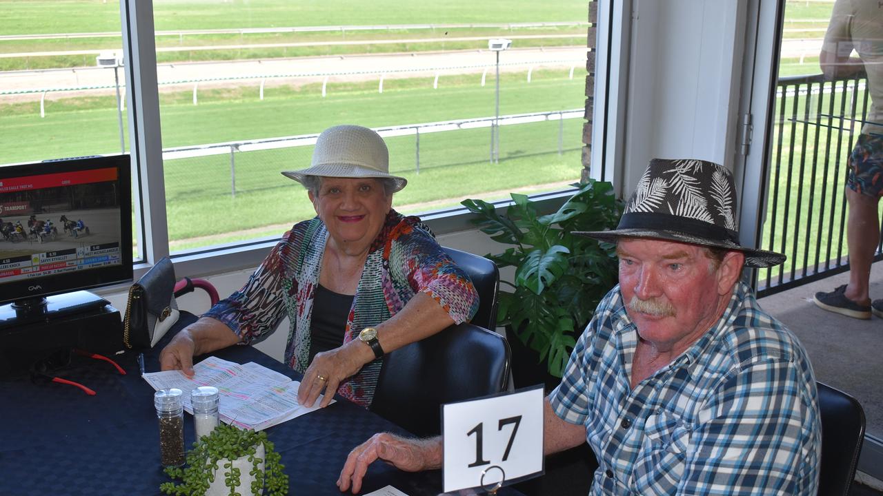 Mackay Amateurs race day in pictures | The Cairns Post