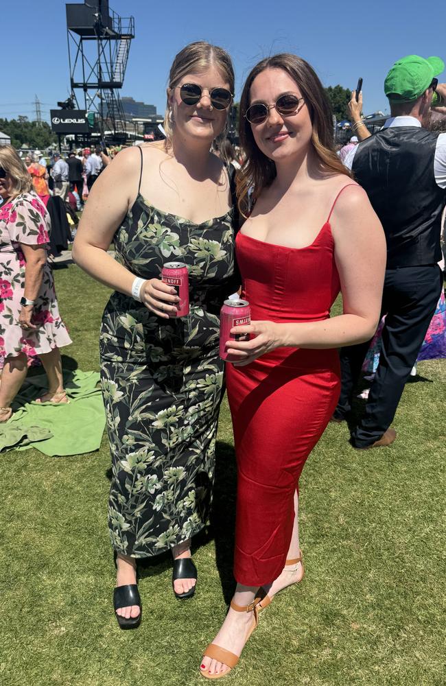 Chloe Clowes and Georgia Banks at the Melbourne Cup at Flemington Racecourse on November 5, 2024. Picture: Phillippa Butt