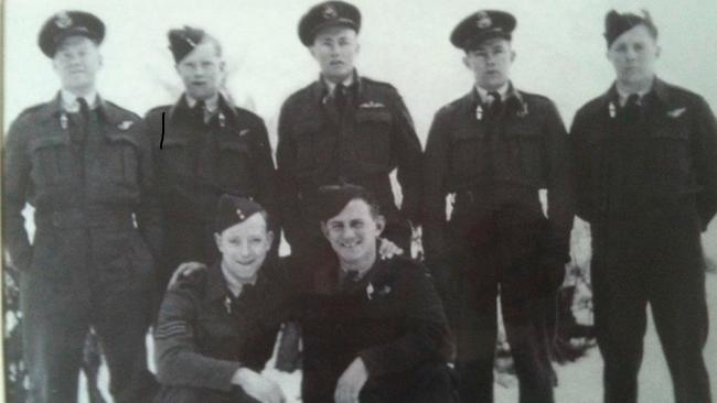 Mr Purdy (centre) and his Lancaster bomber crew who flew with No 463 Squadron.