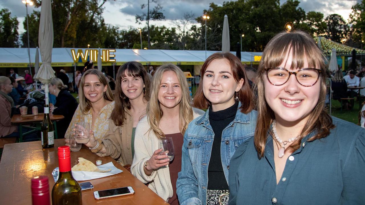 Rachel Deroon, Jasmin Maxwell, Kate McLennan, Emma McLennan and Samantha Pederick. Festival of Food and Wine, Queens Park, Toowoomba Carnival of Flowers. Friday September 9, 2022 Picture: Bev Lacey