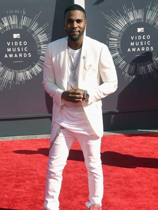 Jason Derulo attends the 2014 MTV Video Music Awards.