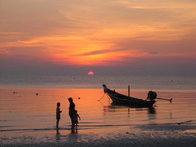 What’s going on at Koh Tao? Picture: Julian Tysoe