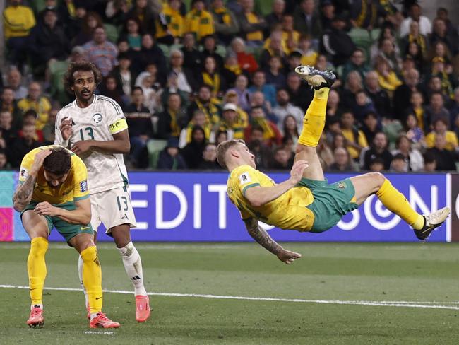 Riley McGree missed just to the right of the post from this effort. Picture: Getty Images