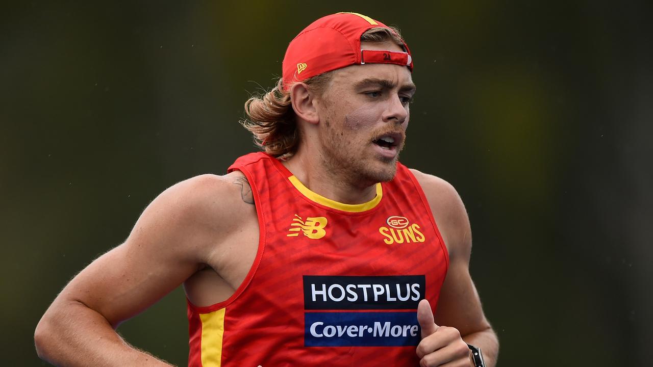 GOLD COAST, AUSTRALIA - DECEMBER 07: Hugh Greenwood during a Gold Coast Suns AFL training session at Somerset College Training Oval on December 07, 2020 in Gold Coast, Australia. (Photo by Matt Roberts/AFL Photos/via Getty Images)