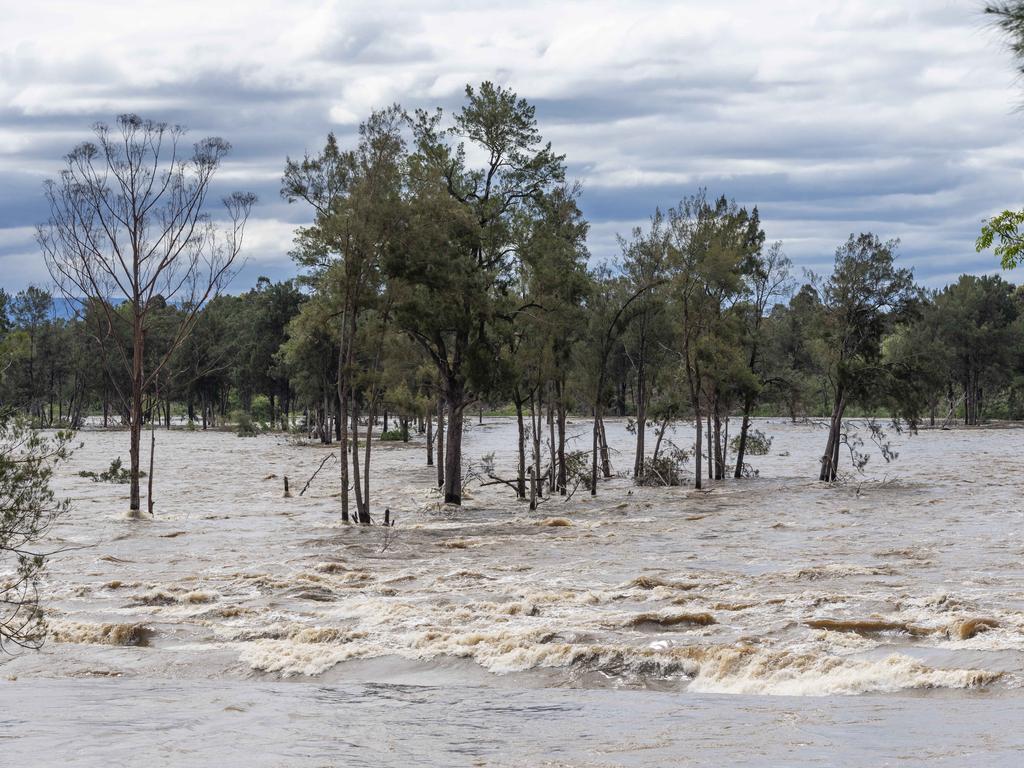 BOM’s severe weather long-range forecast shows high floods and early ...