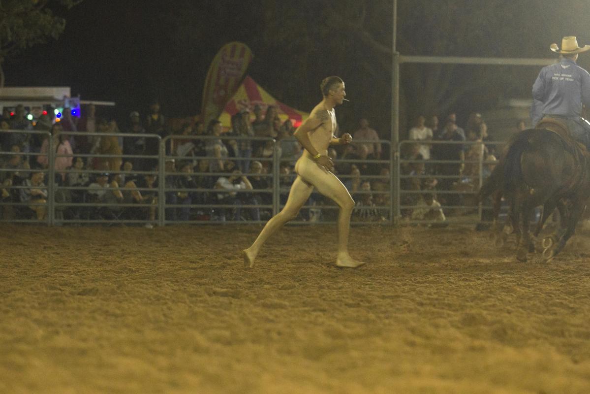 Streaker goes on naked run in Broome Rodeo ring | Daily Telegraph