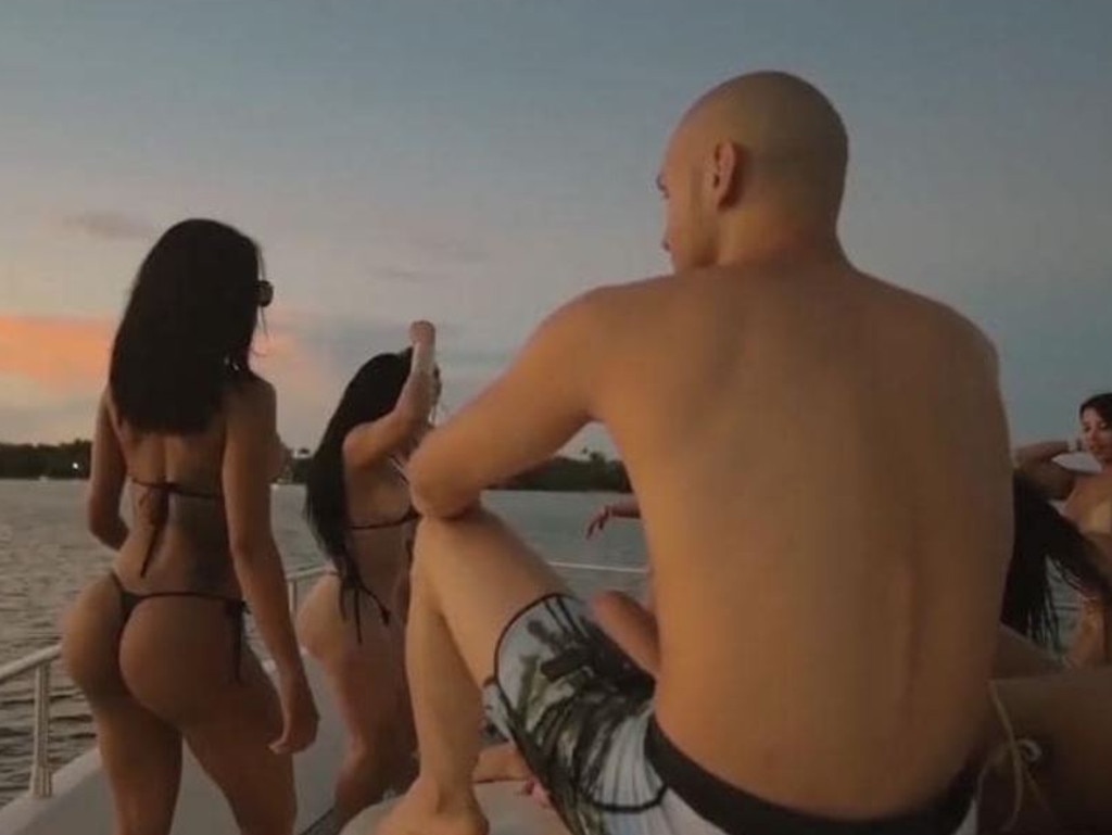 Colombian sex island Tourists spills secrets about prostitute holiday news.au — Australias leading news site