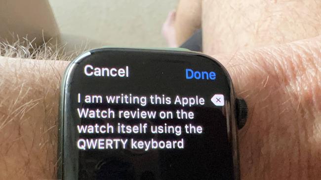 Apple Watch Series 7 Qwerty keyboard