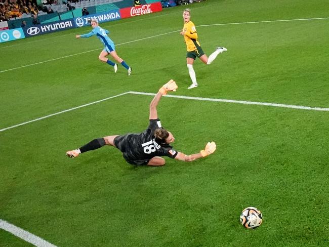 Mackenzie Arnold concedes a third goal scored by Alessia Russo. (Photo by Carl Recine – Pool/Getty Images)