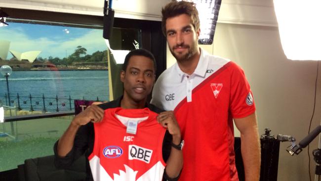 Not only did Chris Rock get a Swans jumper, he also got to meet Tom Derickx.