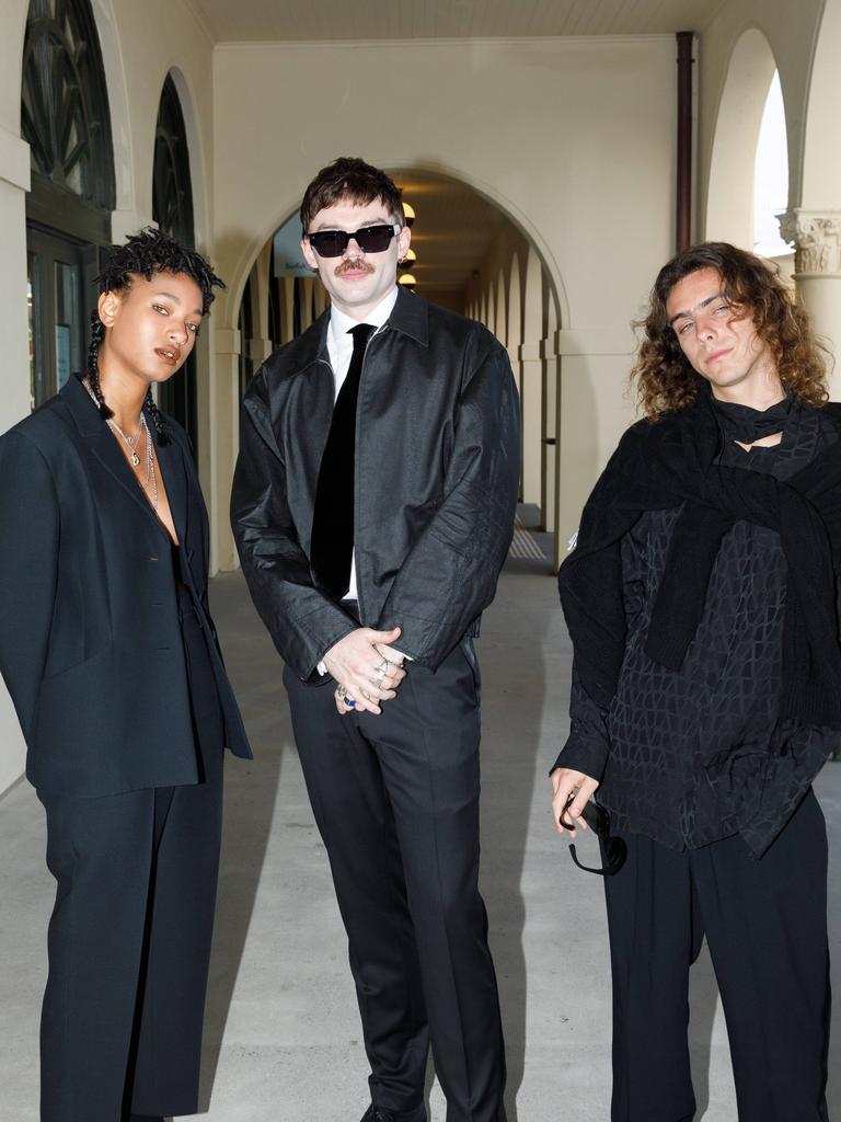 Willow Smith and Eddie Benjamin hanging out. Picture: Max Mason-Hubers