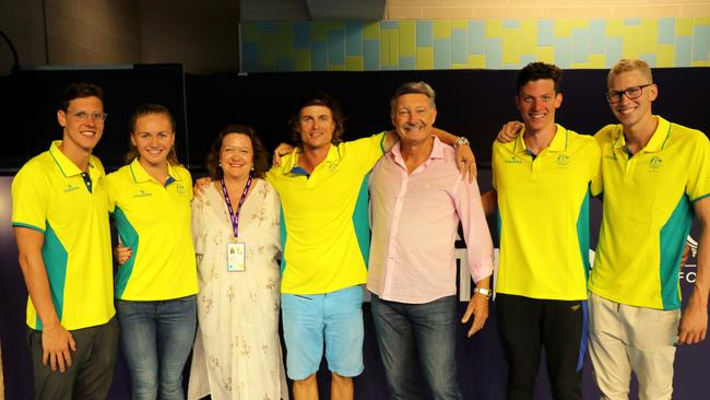 Gina Rinehart (middle) with Australian swimmers including Ariarne Titmus.