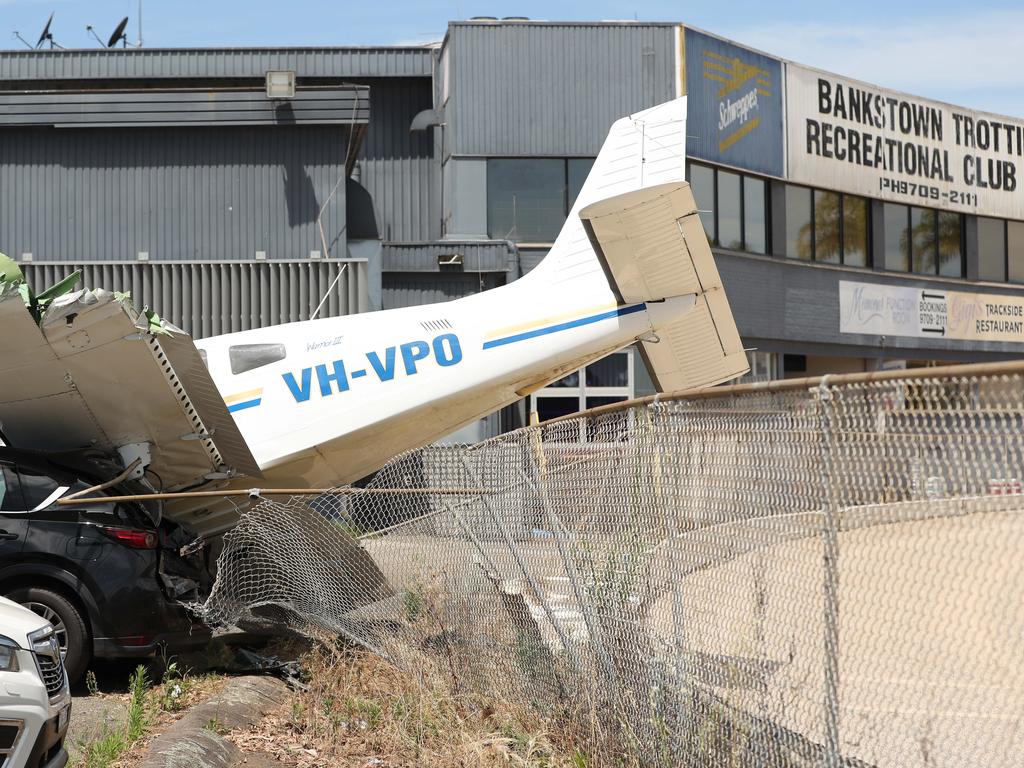 Piper Plane Crash Lands Hits Car At Bankstown Raceway In Sydney Daily Telegraph