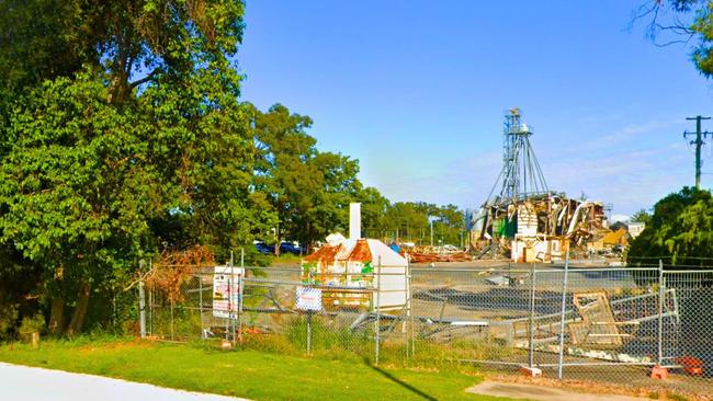 The former Riverina animal stockfeed site at Meadowbrook is up for sale. Picture: Contributed