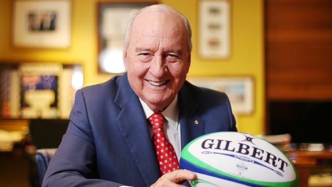 Former Wallabies coach Alan Jones will make his coaching return when he guides the Barbarians against Australia later this year.