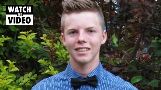 Triple-0 calls of teen who fatally stabbed two men (ACA)