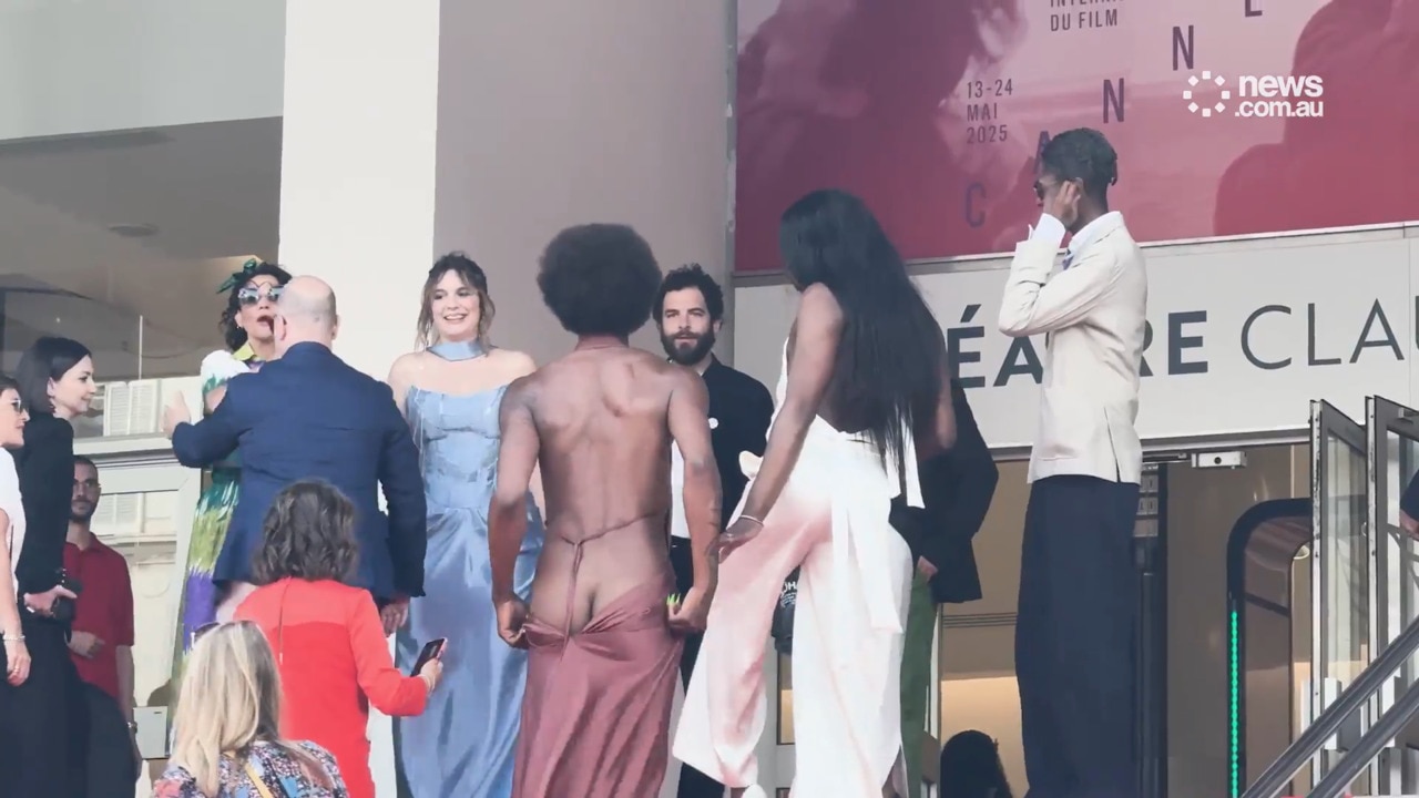 Star's raunchy red carpet display