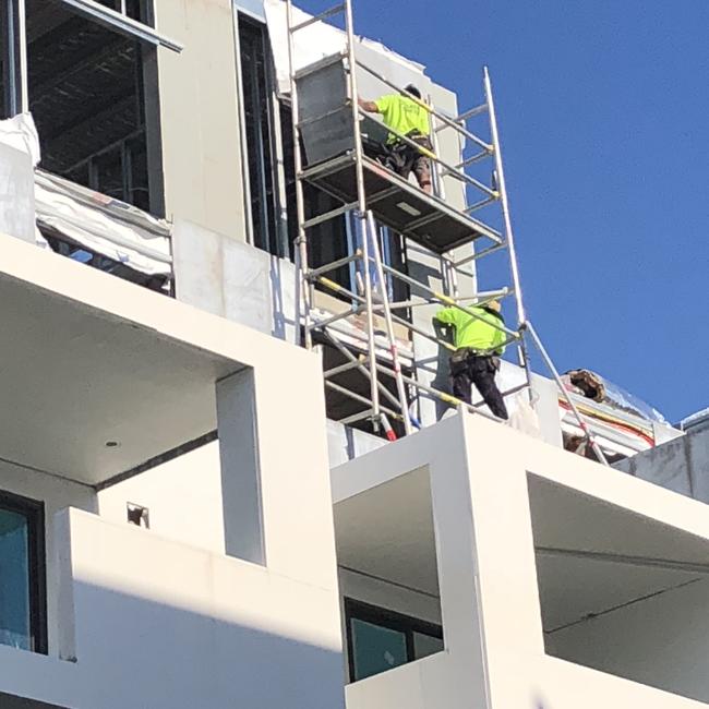 Construction workers hard at work at Veron St, Wentworthville. #Picture: Joanne Vella