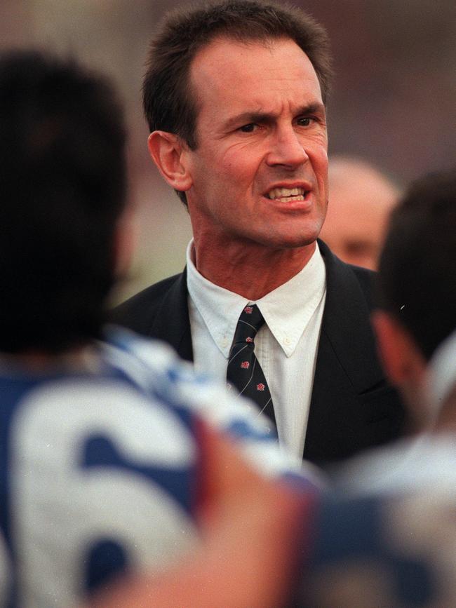 Footscray’s firebrand coach Terry Wallace addressing his players