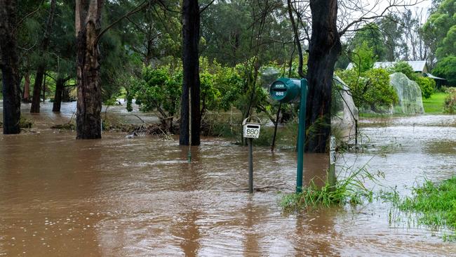 Flooding at Mogo on Friday morning. Picture: Josh Burkinshaw